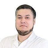 Врач Абдраков Эмиль Зуфарович