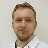 Врач Антоненко Максим Александрович