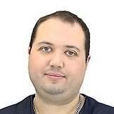 Врач Асланов Руслан Яшарович