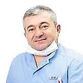 Врач Азнауров Павел Станиславович