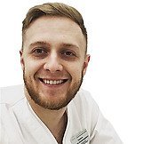 Врач Азниев Георгий Александрович