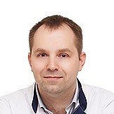 Врач Басос Александр Сергеевич