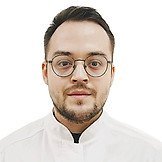 Врач Батаев Илья Витальевич