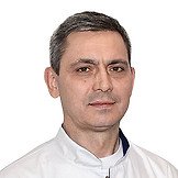 Врач Безужкевич Валентин Витальевич