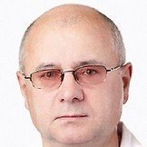 Врач  Борисов Геннадий Владимирович