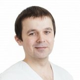 Врач Булавский Денис Александрович