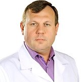 Врач Бурулёв Артём Леонидович