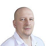 Врач Бушара Максим Османович