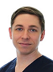 Врач Бутаков Иван Мамедович