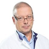Врач Чарин Юрий Константинович