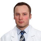 Врач Давыдов Денис Эдуардович