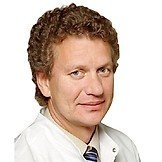 Врач Денисов Николай Львович