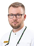 Врач Дерябин Павел Михайлович
