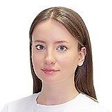 Врач Дойникова Евгения Дмитриевна