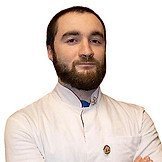 Врач Дзиов Заурбек Валерьевич