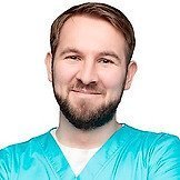 Врач Ефремов Артём Андреевич