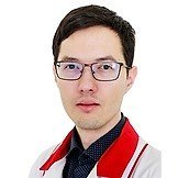 Врач Елфимов Виктор Андреевич