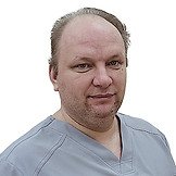 Врач Ермолаев Андрей Геннадьевич