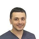 Врач Езиев Темирлан Русланович