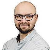 Врач Фроловский Антон Александрович