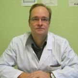 Врач Гамазков Роман Владиславович