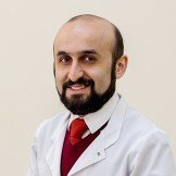 Врач Гамдуллаев Нияз Закирович