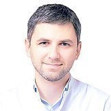 Врач Гамзатов Темирлан Хизриевич
