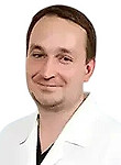 Врач Губин Алексей Александрович