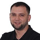 Врач Ибрагимов Алихан Абдулаевич