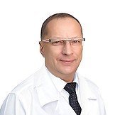 Врач Илюхин Евгений Аркадьевич