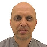 Врач Илющенко Роман Викторович