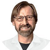 Врач Ионов Олег Александрович