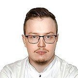 Врач Исмагилов Ростислав Рустэмович