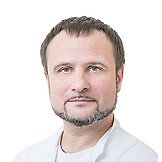 Врач Иванов Артём Васильевич