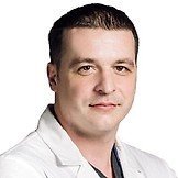 Врач Яковенко Денис Васильевич