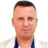 Врач Ястребов Роман Александрович