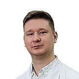 Врач Юрзанов Максим Павлович