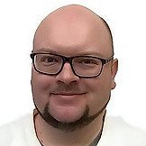 Врач Карачунов Роман Александрович