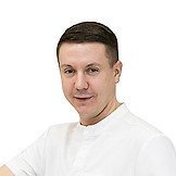 Врач Кастрам Денис Васильевич