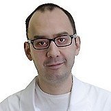 Врач Казиев Алишер Исмаилович