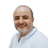 Врач Казумов Назим Надурович
