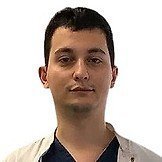 Врач Хамид Сухеиль Самер