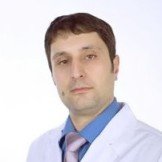 Врач Ханткаров Оваким Александрович