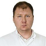 Врач Хрулев Денис Александрович 