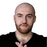 Врач Клишин Артем Алексеевич
