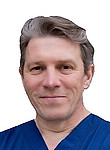 Врач Комаров Пётр Евгеньевич