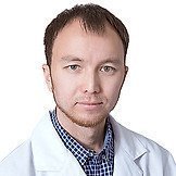 Врач Константинов Максим Викторович