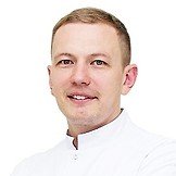 Врач Красносельских Максим Андреевич