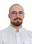 Врач Левин Геннадий Андреевич