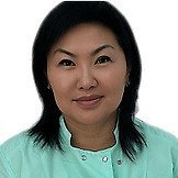 Врач Ли Ирина Валентиновна